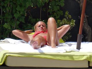 Kerry Katona feet photo thumbnail