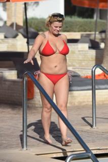 Kerry Katona feet photo thumbnail