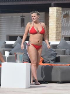 Kerry Katona feet photo thumbnail