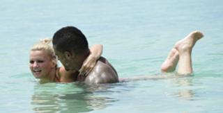 Kerry Katona feet photo thumbnail