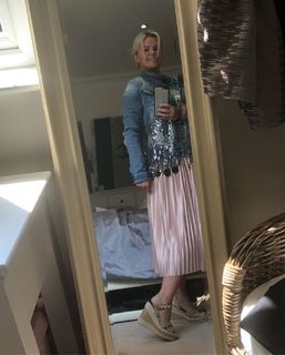 Kerry Katona feet photo thumbnail