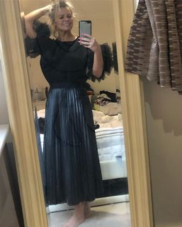 Kerry Katona feet photo thumbnail