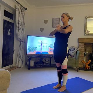Kerry Katona feet photo thumbnail