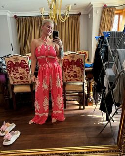 Kerry Katona feet photo thumbnail