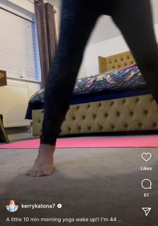 Kerry Katona feet photo thumbnail