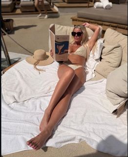 Kerry Katona feet photo 5