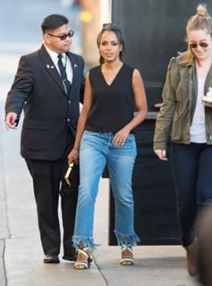 Kerry Washington feet photo thumbnail