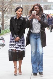 Kerry Washington feet photo thumbnail