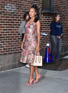 Kerry Washington feet photo thumbnail