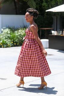 Kerry Washington feet photo thumbnail