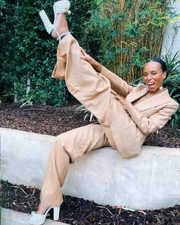 Kerry Washington feet photo thumbnail