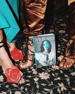 Kerry Washington feet photo thumbnail