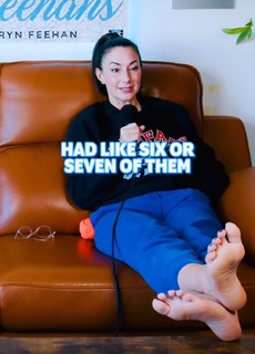 Kerryn Feehan feet photo thumbnail