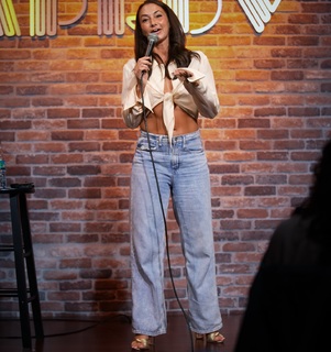 Kerryn Feehan feet photo thumbnail