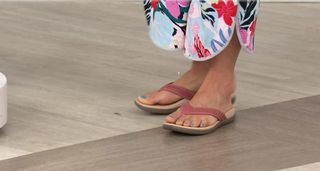 Kerstin Lindquist feet photo thumbnail