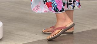 Kerstin Lindquist feet photo thumbnail