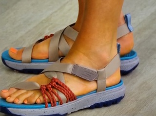 Kerstin Lindquist feet photo thumbnail