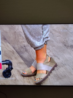 Kerstin Lindquist feet photo thumbnail