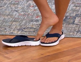 Kerstin Lindquist feet photo thumbnail