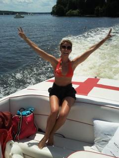 Kerstin Linnartz feet photo 2