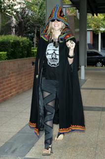Kesha feet photo thumbnail
