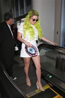 Kesha feet photo thumbnail