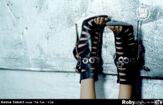 Kesha feet photo thumbnail