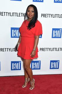 Keshia Knight Pulliam feet photo thumbnail