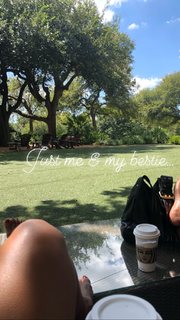 Keshia Knight Pulliam feet photo thumbnail