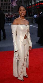 Keshia Knight Pulliam feet photo thumbnail