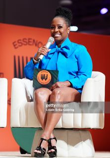 Keshia Knight Pulliam feet photo thumbnail