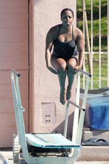 Keshia Knight Pulliam feet photo thumbnail