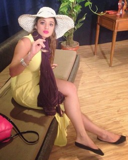 Ketika Sharma feet photo 17