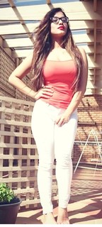 Ketika Sharma feet photo 16