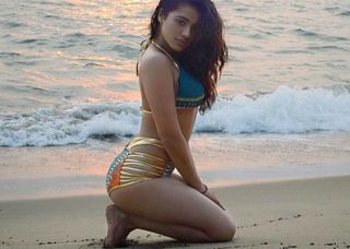 Ketika Sharma feet photo 18