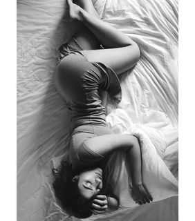 Ketika Sharma feet photo 17