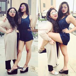 Ketika Sharma feet photo 8
