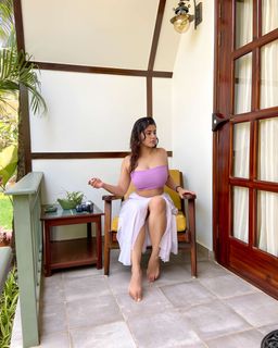Ketika Sharma feet photo 17