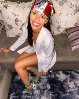 Keyla Alves feet photo thumbnail