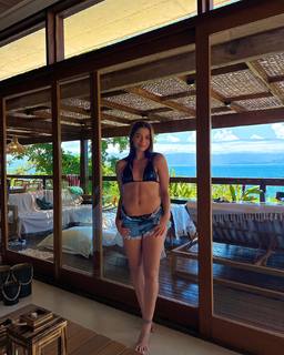 Keyla Alves feet photo thumbnail