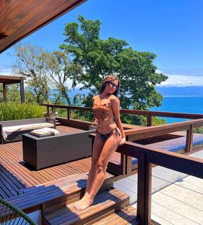 Keyla Alves feet photo thumbnail