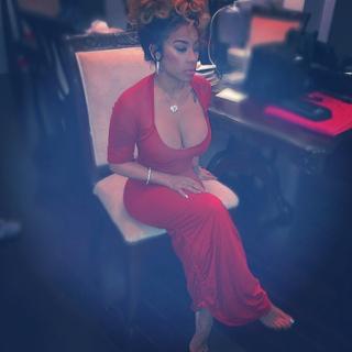 Keyshia Cole feet photo thumbnail