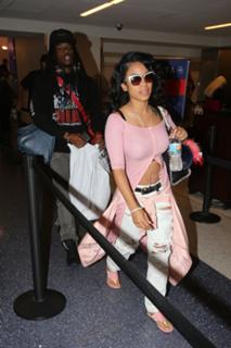 Keyshia Cole feet photo thumbnail