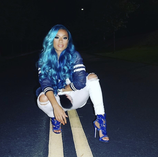 Keyshia Cole feet photo thumbnail