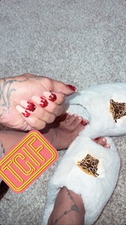 Keyshia Cole feet photo thumbnail