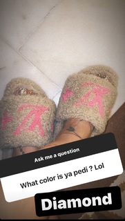 Keyshia Cole feet photo thumbnail