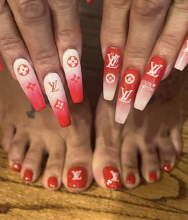Keyshia Cole feet photo thumbnail
