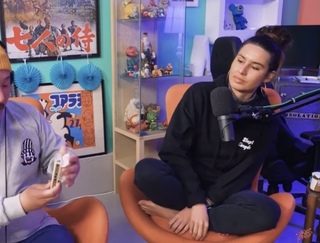 Khalyla Kuhn feet photo thumbnail