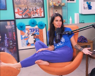 Khalyla Kuhn feet photo thumbnail