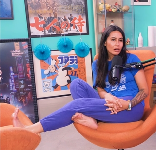 Khalyla Kuhn feet photo thumbnail